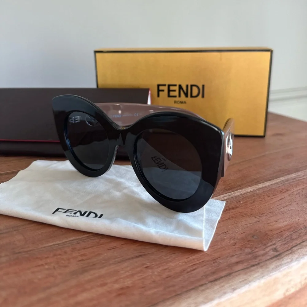 FENDI Black Frame Brown Leg Sunglasses - Picture 2 of 11